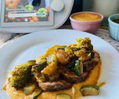 Lombinho de Porco Bísaro com Puré de Nabo e Batata Doce e Legumes Salteados