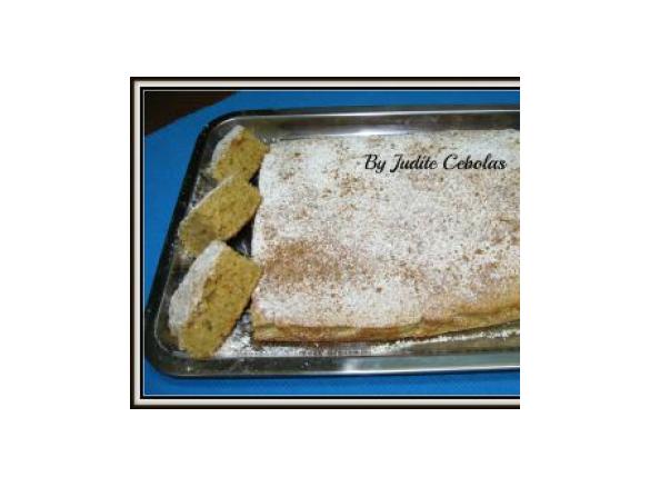 Bolo 3 aromas (amêndoa, laranja e canela)