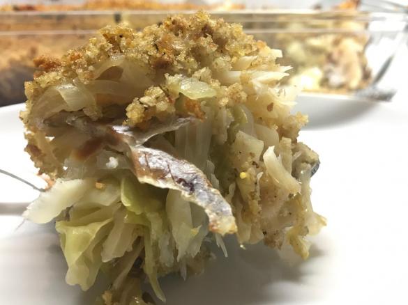 Bacalhau em cama de couve branca no forno