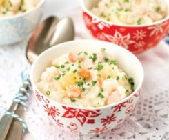 Risoto de perú com amendoim e ananás