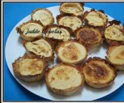 Queijadinhas de leite em massa folhada aromatizada com canela