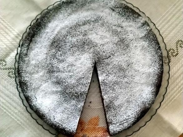 Tarte de Alfarroba com Doce e Frutos Secos