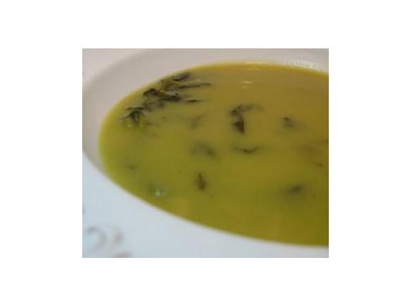 Sopa de agrião lá de casa