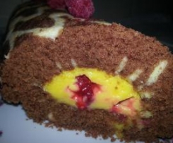 Torta de Chocolate com Recheio de Creme e Framboesas