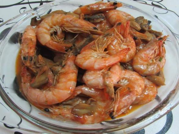 CAMARÃO COM GENGIBRE