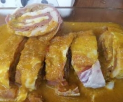 Rolo de Frango com molho de especiarias