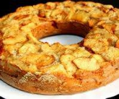 Bolo de maçã e canela