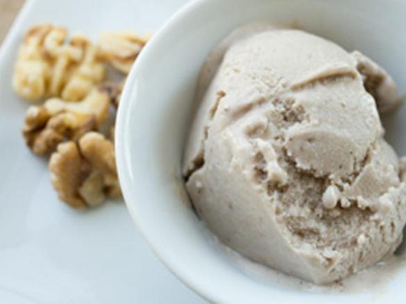 Gelado de banana e noz