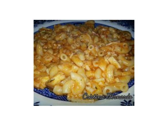 Massada de pescada e delícias do mar