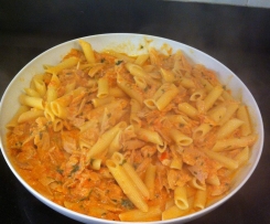 Penne de Atum com Salsa