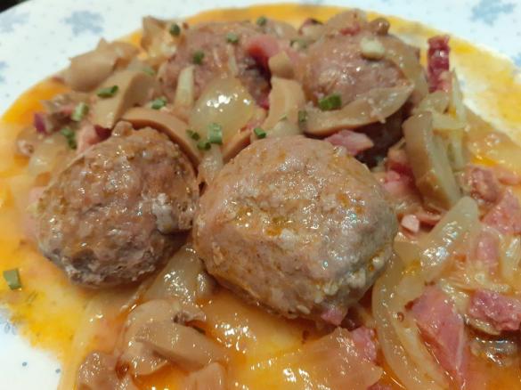 Almôndegas na Púcara