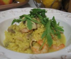 Risotto de camarão, cogumelos e açafrão