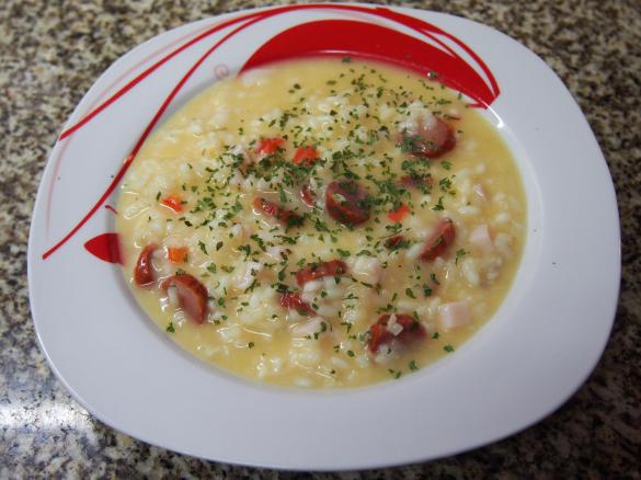 RISOTTO COM FRANGO E LINGUIÇA