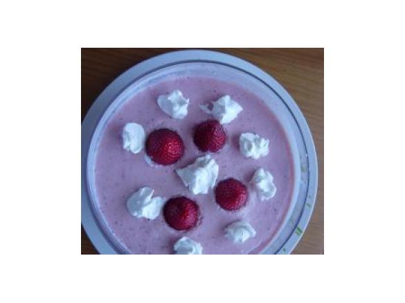 Mousse de morango rápida