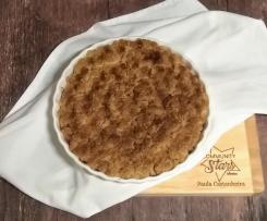 Crumble de noz pecan com maçã e framboesa