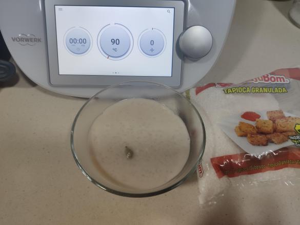 mingau com cardamomo (tapioca)