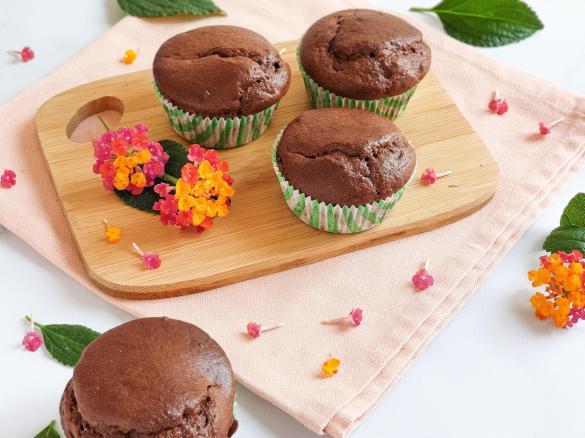 Muffins de alfarroba, amêndoa e limão