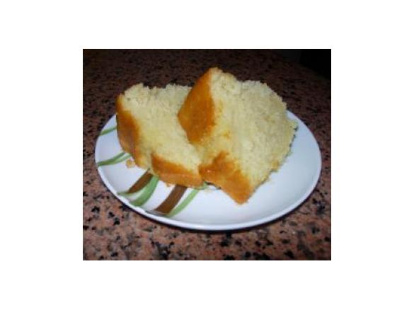 Bolo de iogurte e côco