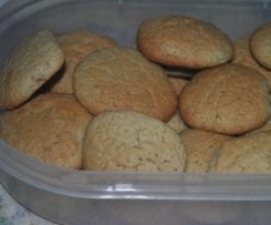 Biscoitos de limão e canela