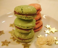 Macarons com recheio de ganache de chocolate