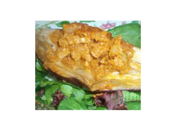 Beringelas recheadas com perú