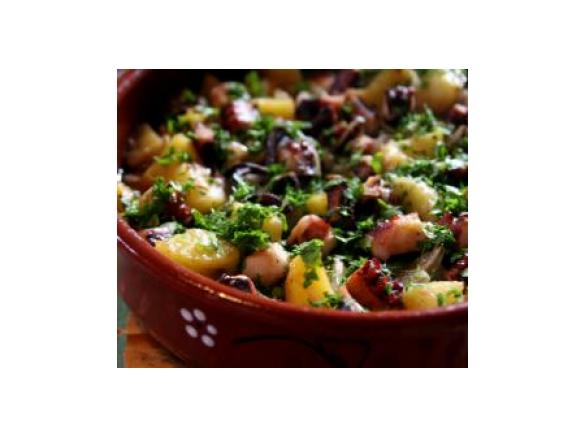 Polvo com batatas no forno