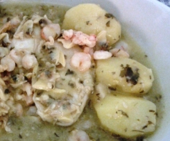 PESCADA COM AMEIJOA À BULHÃO PATO