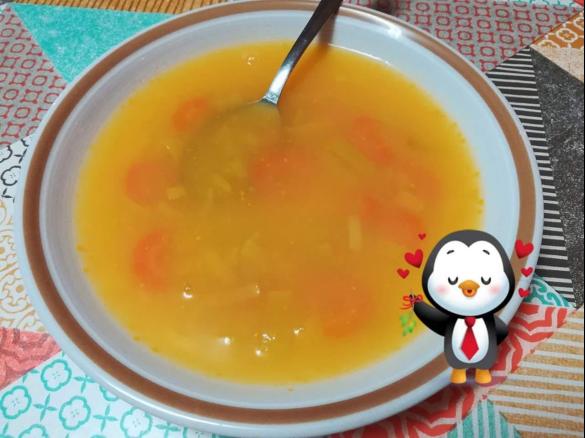 Sopa de cenoura e alho francês