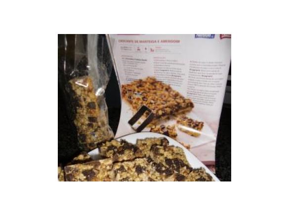 Crocante de manteiga e amendoim