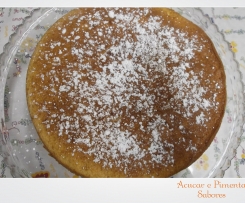 Bolo de maça, canela e mascarpone