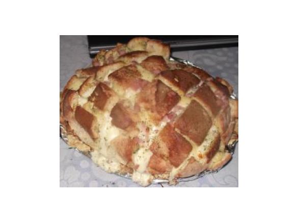 Pull-Apart Bread com Alho, Queijo e Fiambre