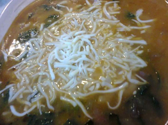 Sopa de Feijão com massa e Espinafres