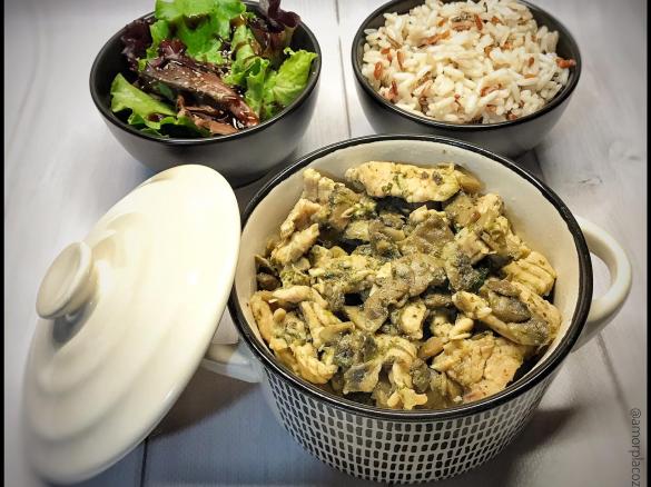 Tirinhas de peru á escocês