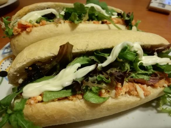 Baguetes com pasta de atum