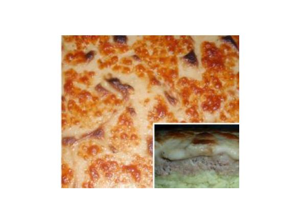 Carne picada enformada com arroz de açafrão e bechamel