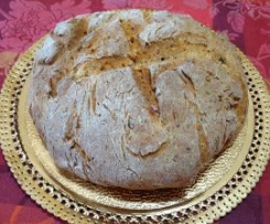 Broa de Grão com Linguiça e Hortelã