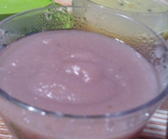 Boião de morango, banana e pêra