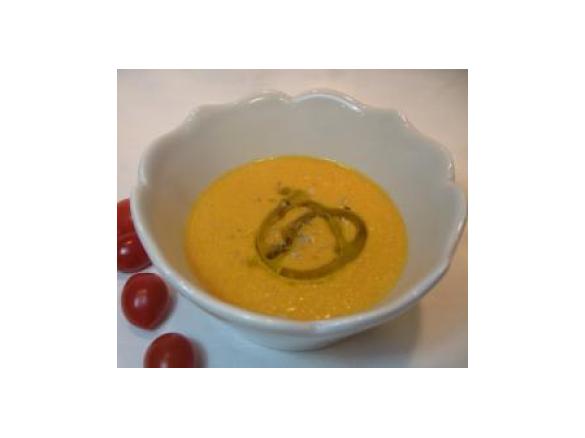 Sopa de tomate e pimento