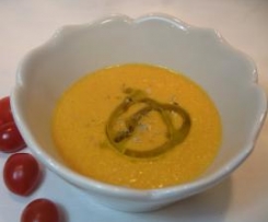 Sopa de tomate e pimento