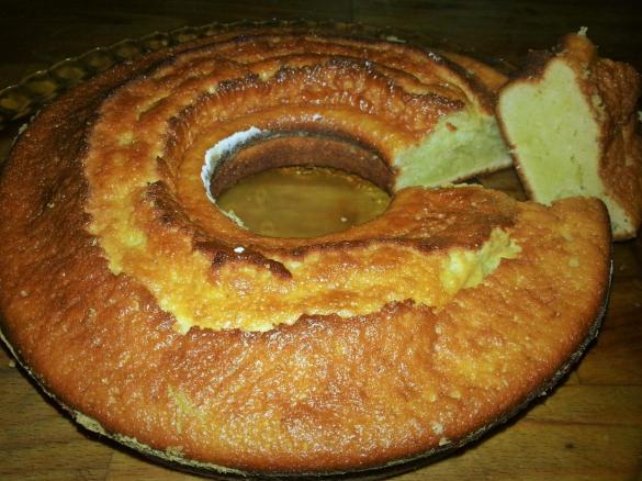 Bolo de Iogurte e Côco