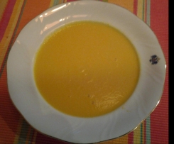 Creme de cenoura com laranja