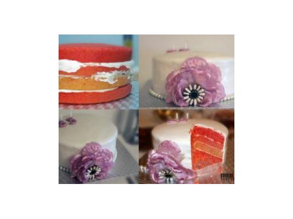 Bolo de Aniversário (sabor a morango)