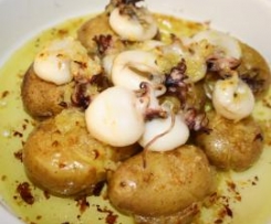 Chocos salteados com batata a murro