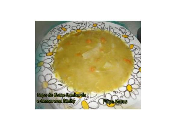 Sopa de Couve Lombarda e Cenoura