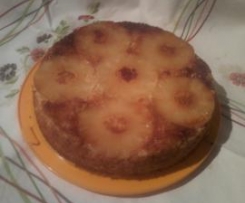 Bolo de ananás