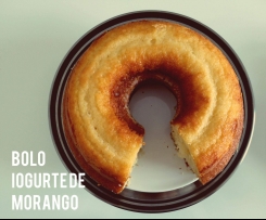 Bolo iogurte de morango