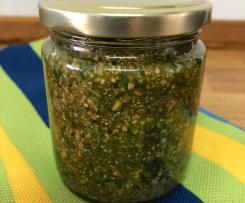 Pesto de coentros e sementes de girassol