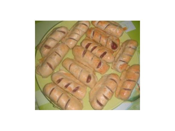 Folhados de Salsicha