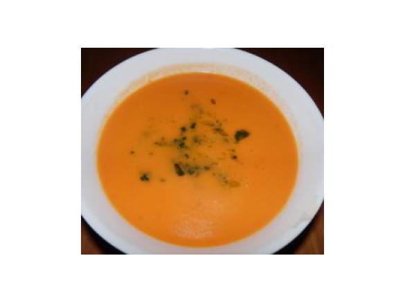 Sopa de Tomate Fresco & Pimentão Doce c/ Manjericão triturado em Azeite