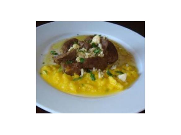 Pato com manga e amêndoa